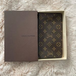 Louis Vuitton Monogram Zipped Insert